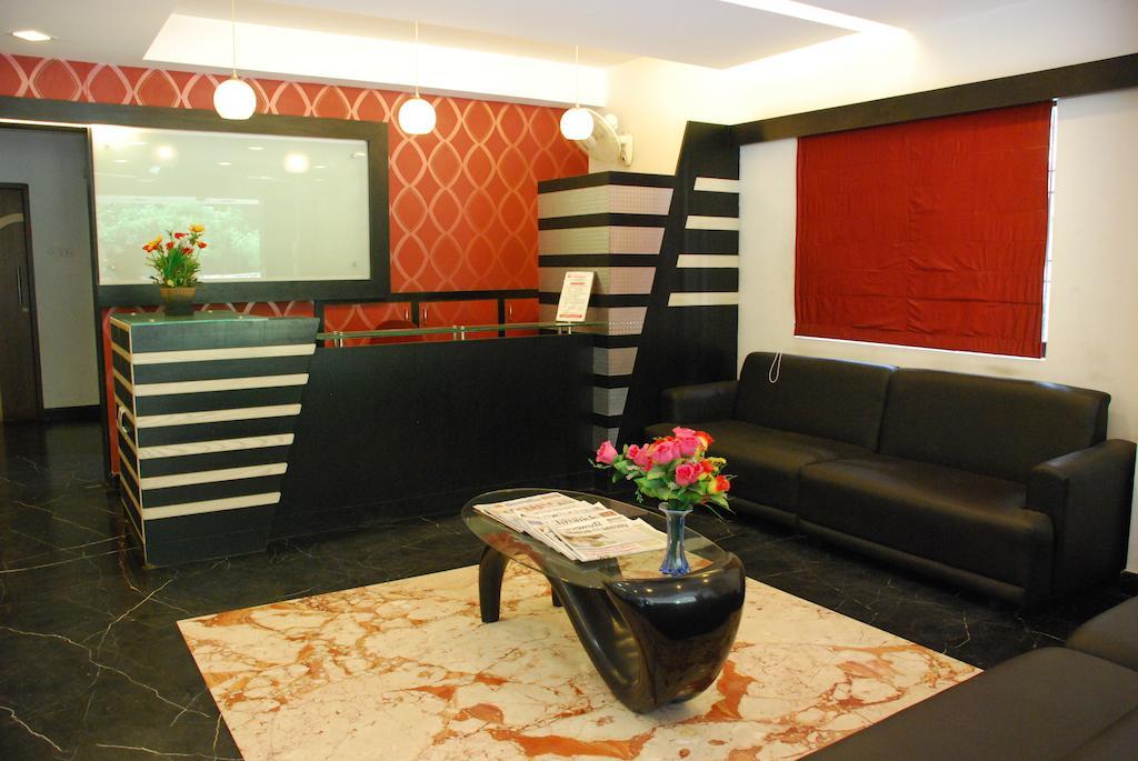 City Manor Hotel Csennai Szoba fotó