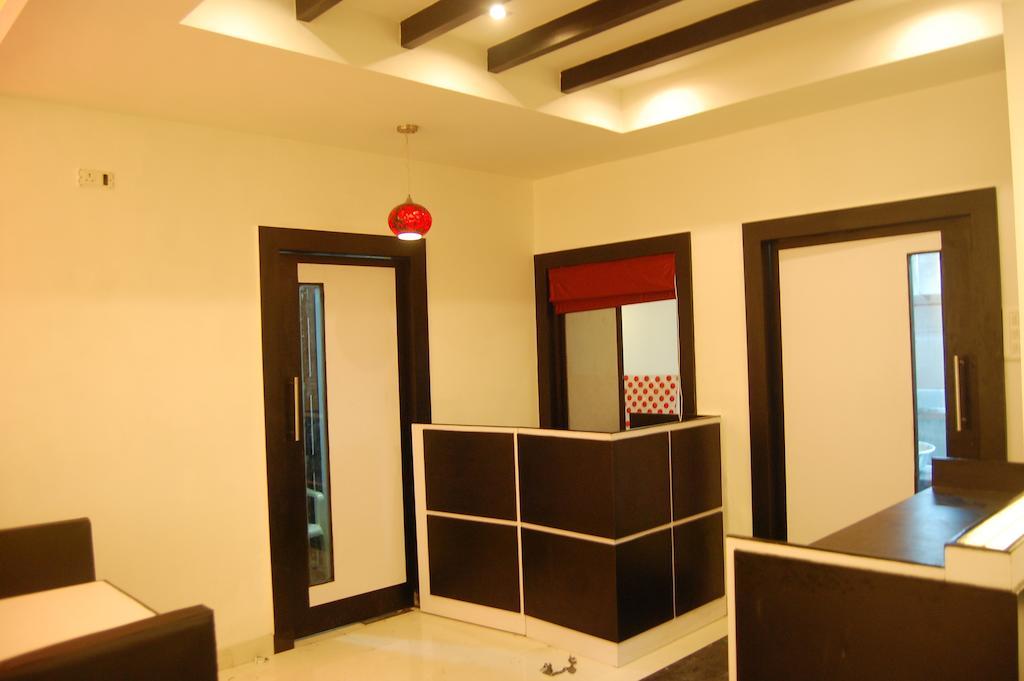 City Manor Hotel Csennai Kültér fotó