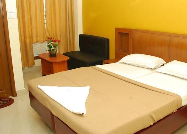 City Manor Hotel Csennai Kültér fotó